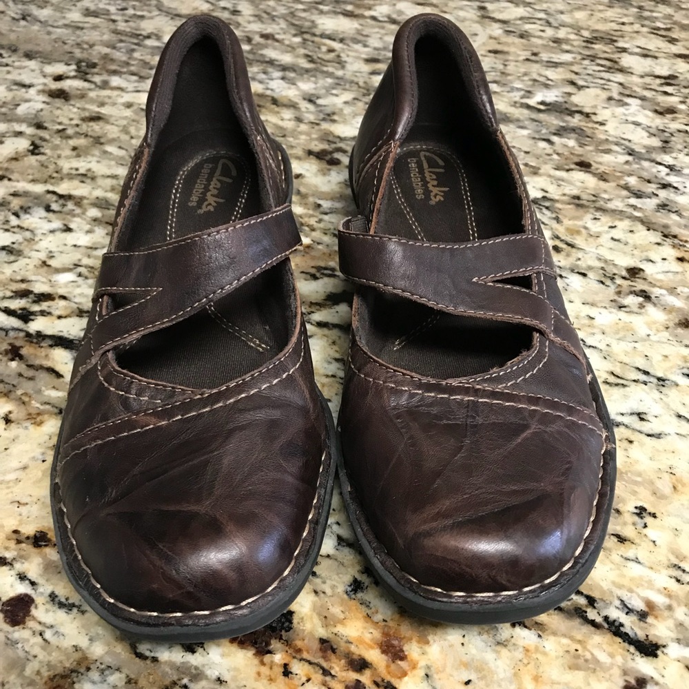 Clarks Bendables size 7.5M